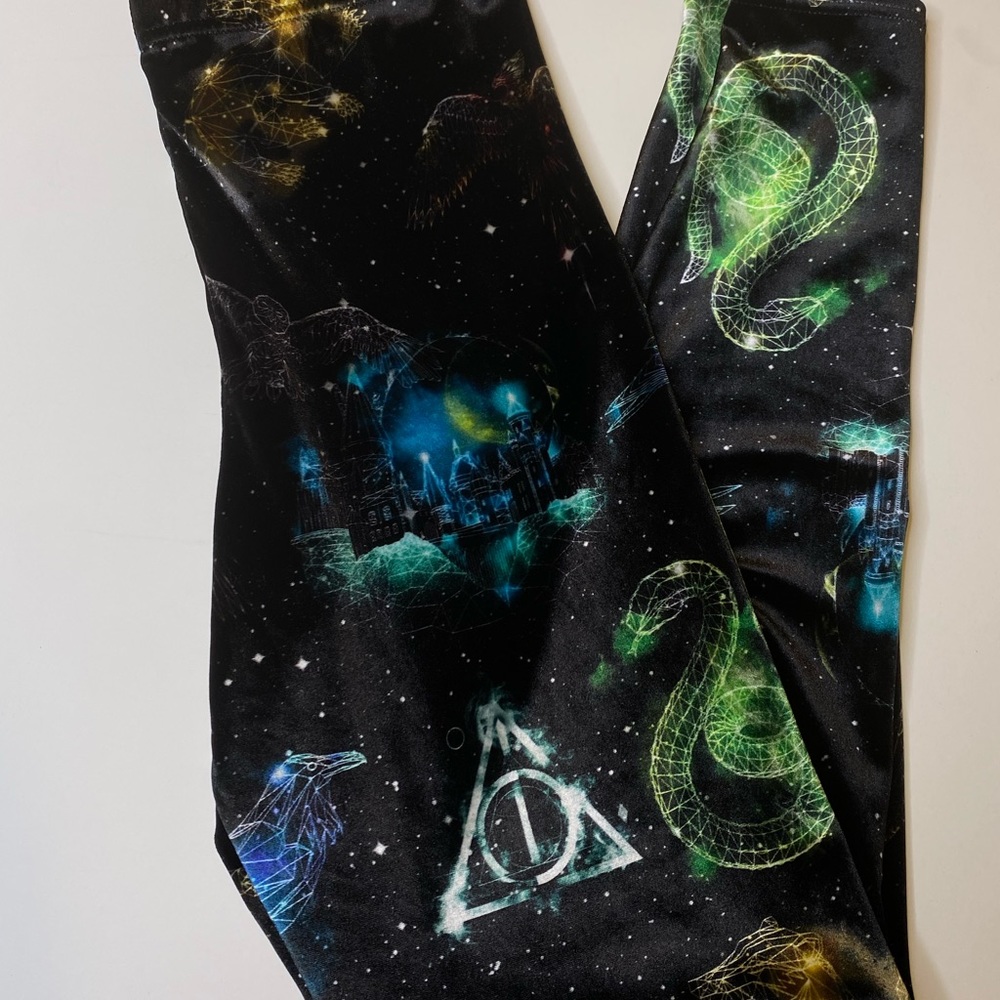 NWOT Magic Stars Velvet Leggings- Never worn